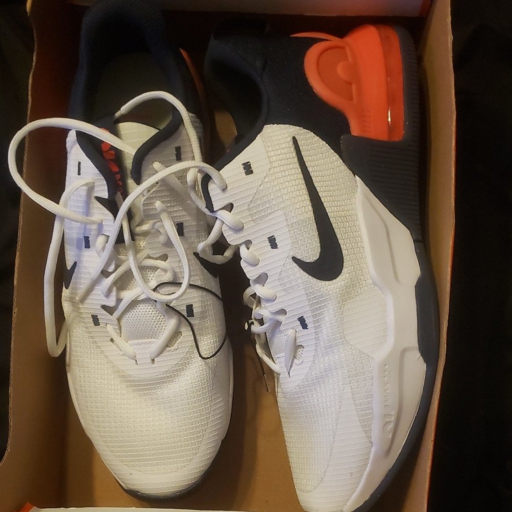 Nike Air Max ALPHA Trainer 5, Size 12, Color White, Blue and Crimson Orange